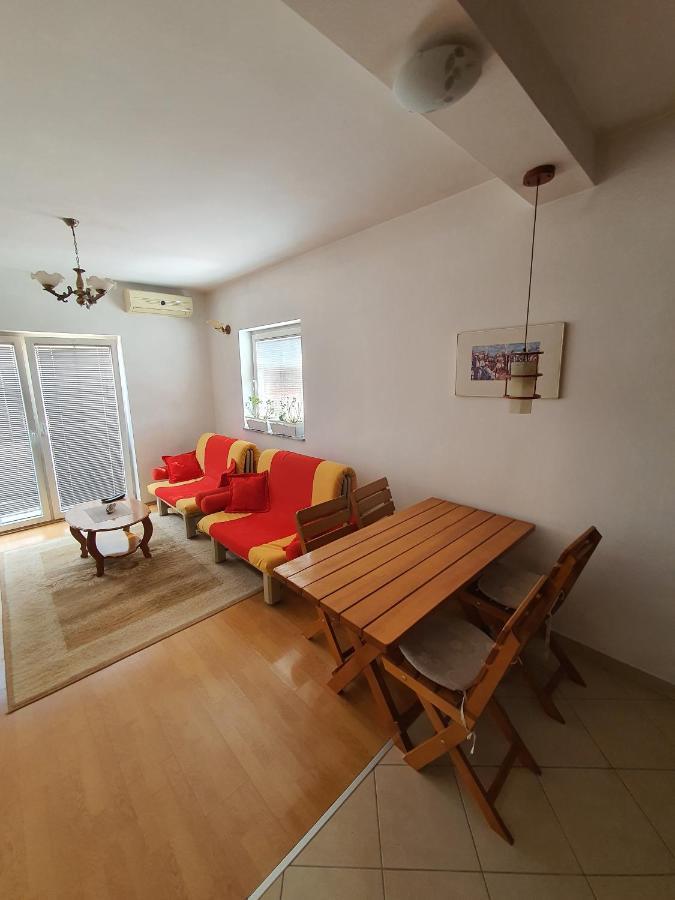 Zogu Apartments - City View Πρίστινα Εξωτερικό φωτογραφία