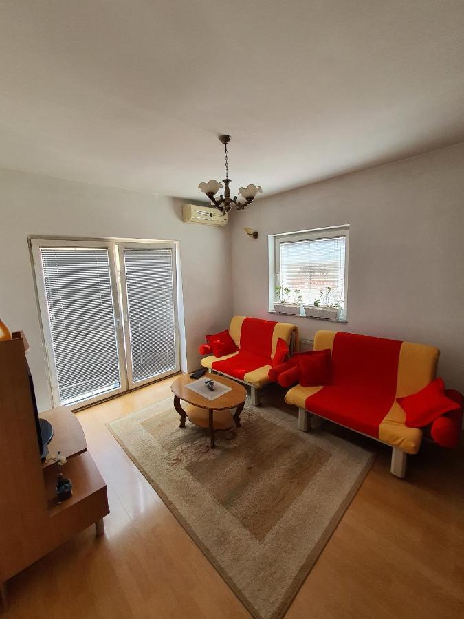 Zogu Apartments - City View Πρίστινα Εξωτερικό φωτογραφία